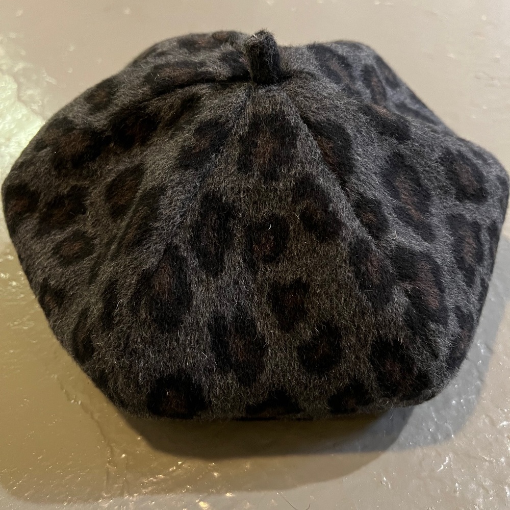 Eugenia Kim hat 89% wool, 11% angora